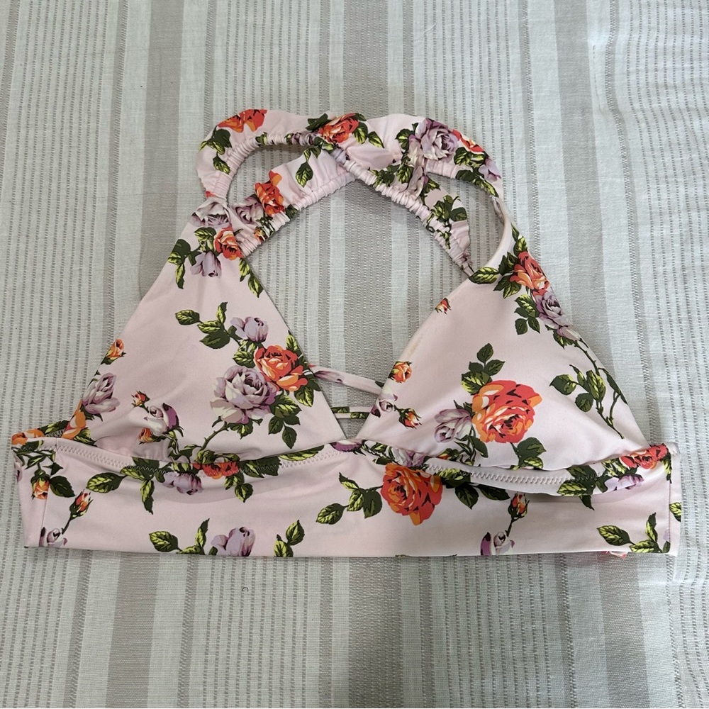 Aerie Light Pink Floral Bikini Top. NWT.